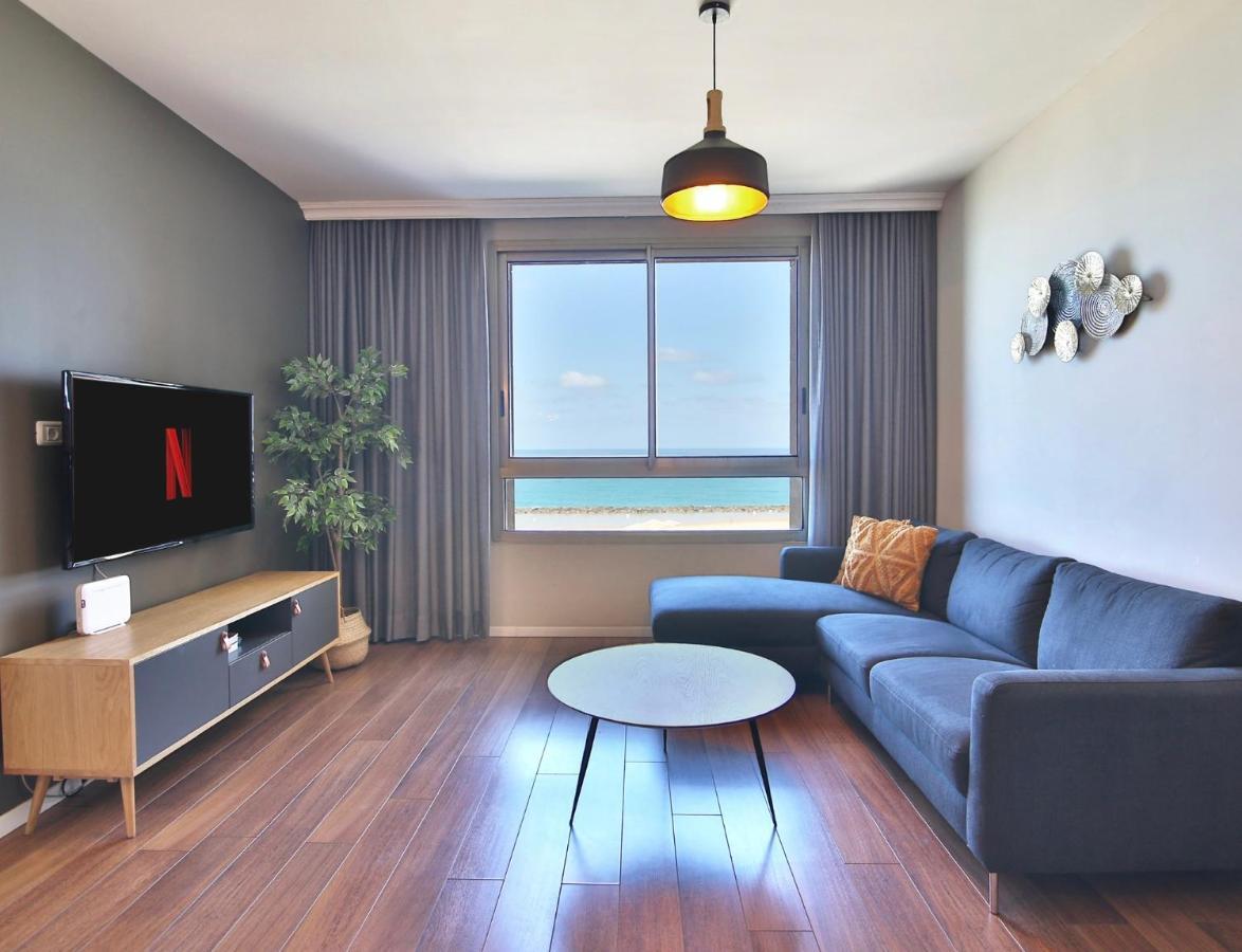 Luxury Suites By Notaly Ariel - Carmel Beach Haifa Exteriör bild