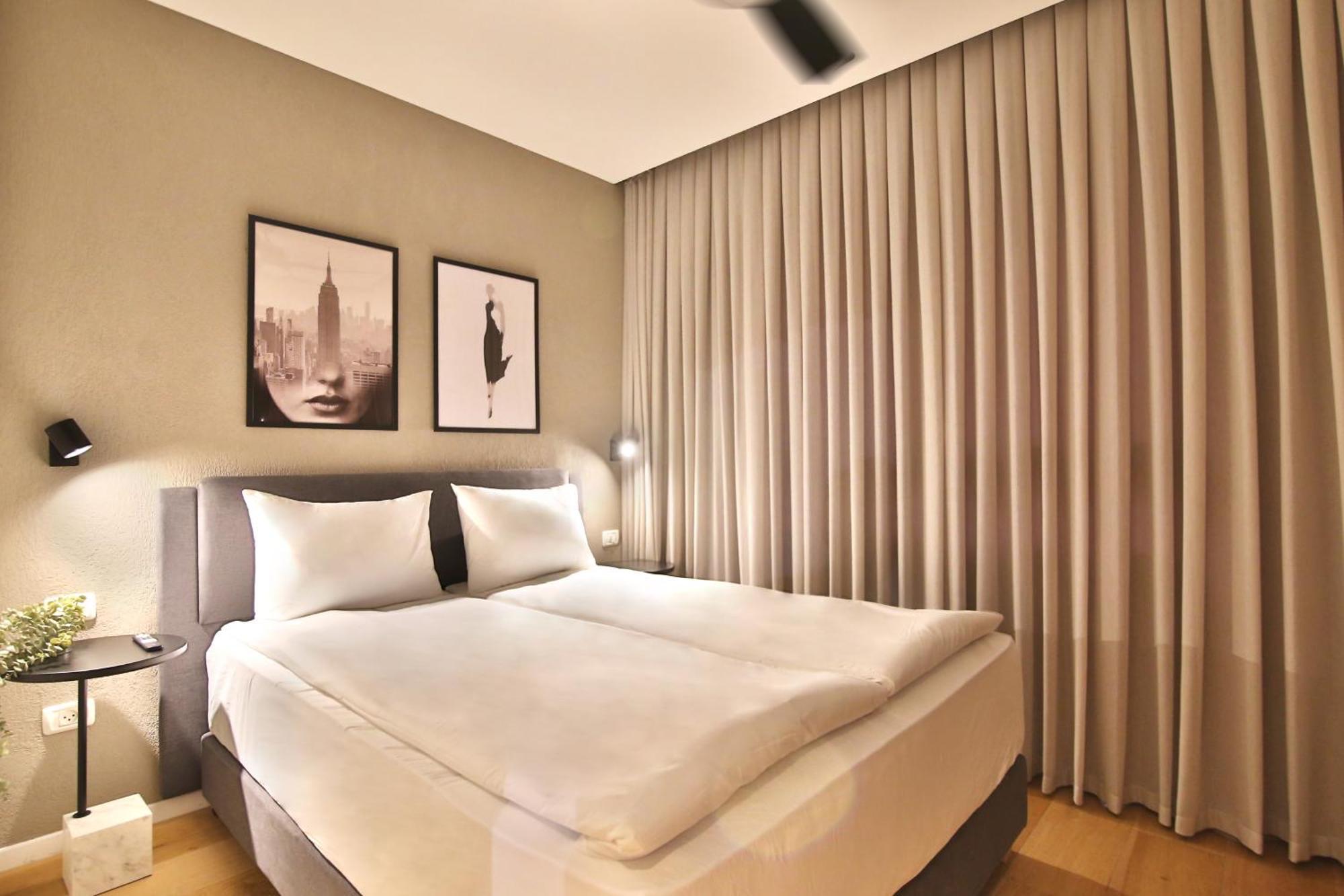 Luxury Suites By Notaly Ariel - Carmel Beach Haifa Exteriör bild