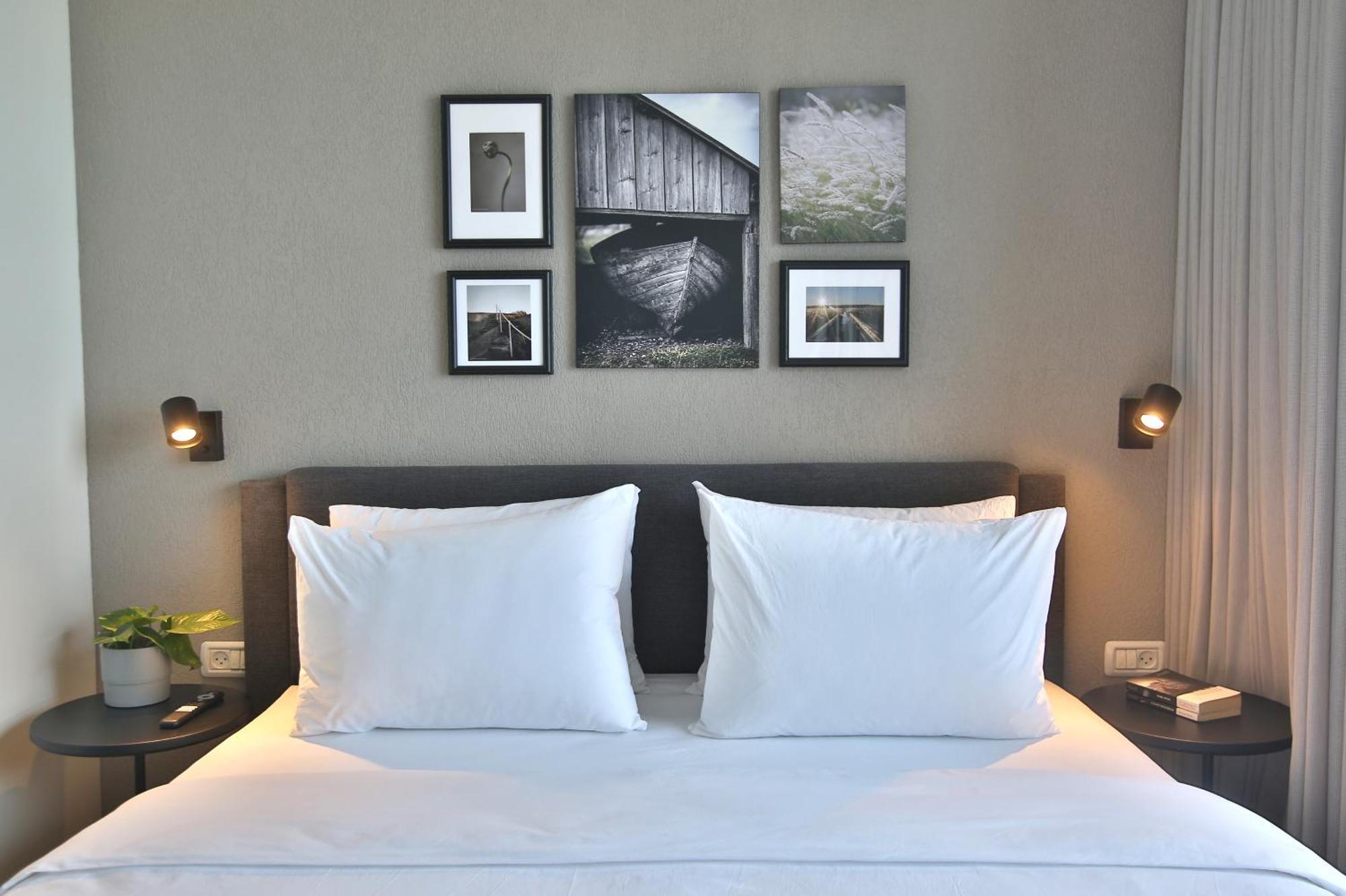 Luxury Suites By Notaly Ariel - Carmel Beach Haifa Exteriör bild