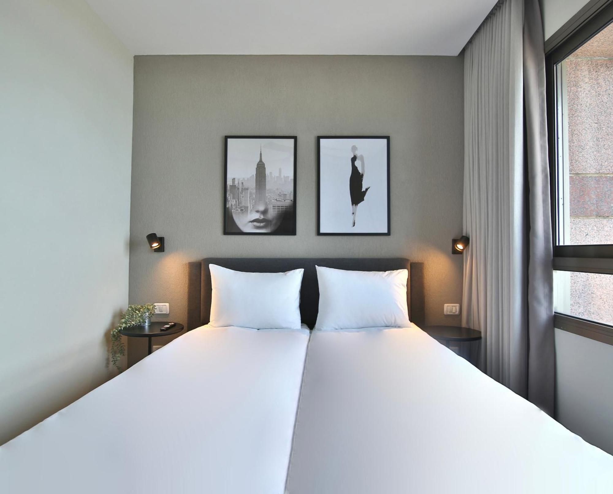 Luxury Suites By Notaly Ariel - Carmel Beach Haifa Rum bild